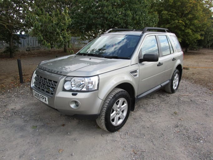 2025 Land Rover Freelander 2