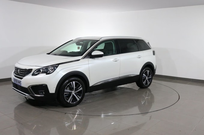 2024 Peugeot 5008