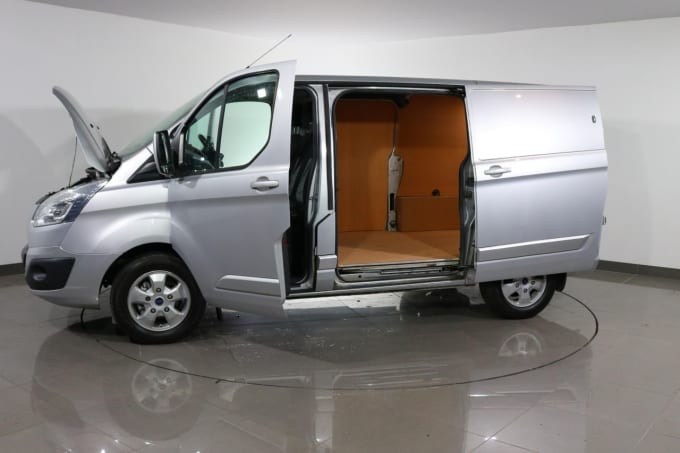 2024 Ford Transit Custom