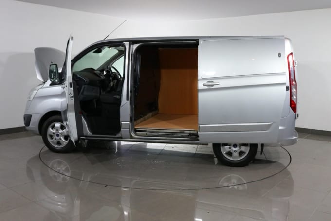 2024 Ford Transit Custom