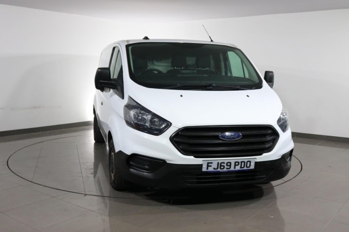 2024 Ford Transit Custom