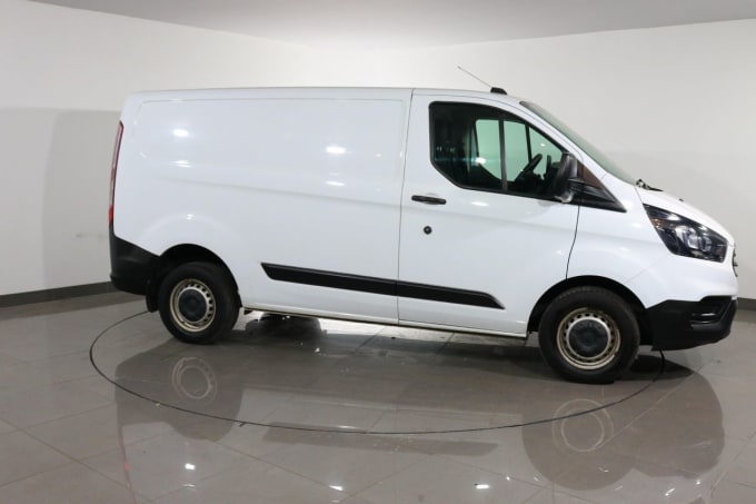 2024 Ford Transit Custom