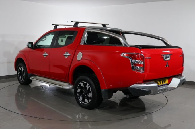 2024 Mitsubishi L200