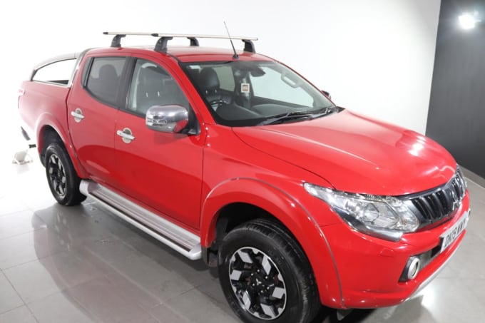 2024 Mitsubishi L200