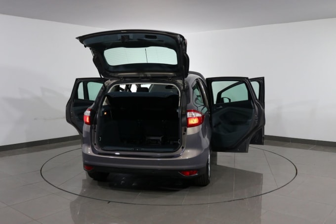 2024 Ford C-max