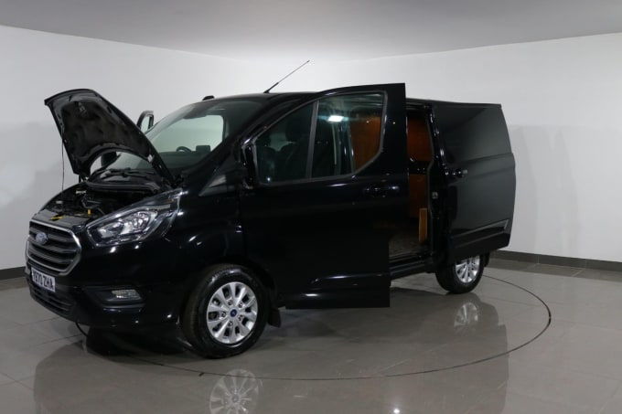 2024 Ford Transit Custom