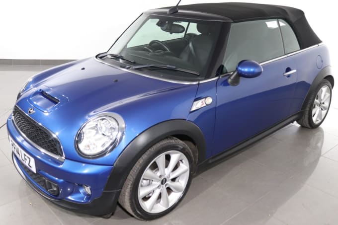 2025 Mini Convertible