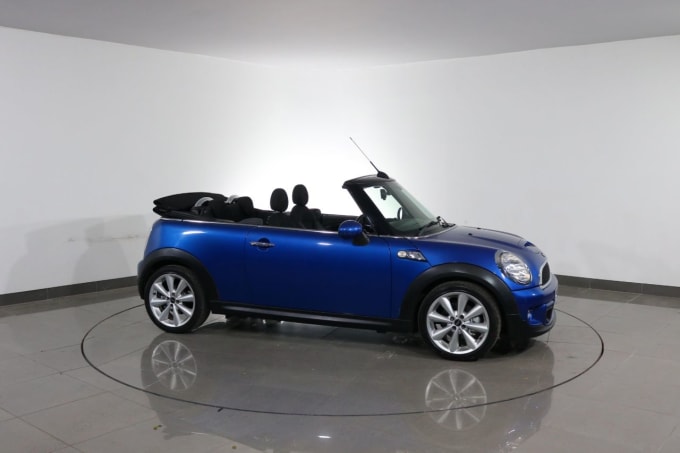 2025 Mini Convertible