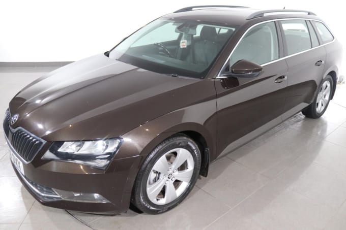 2025 Skoda Superb