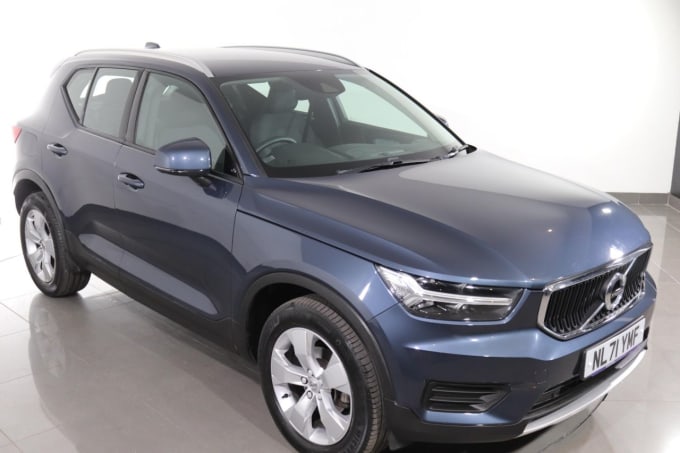 2025 Volvo Xc40