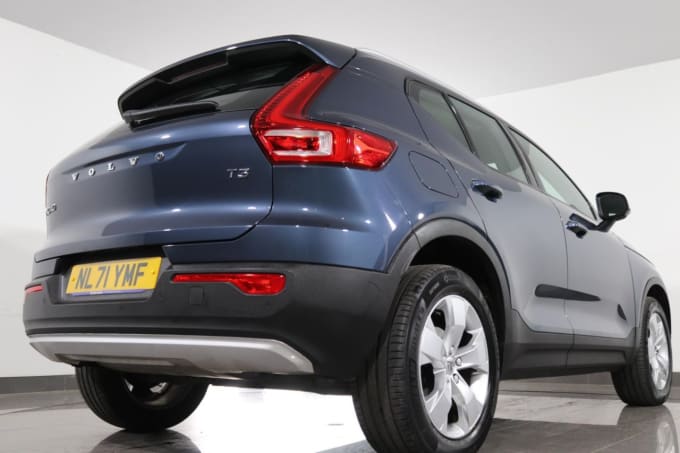 2025 Volvo Xc40