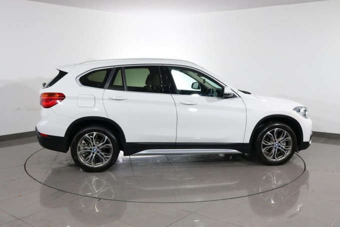 2025 BMW X1