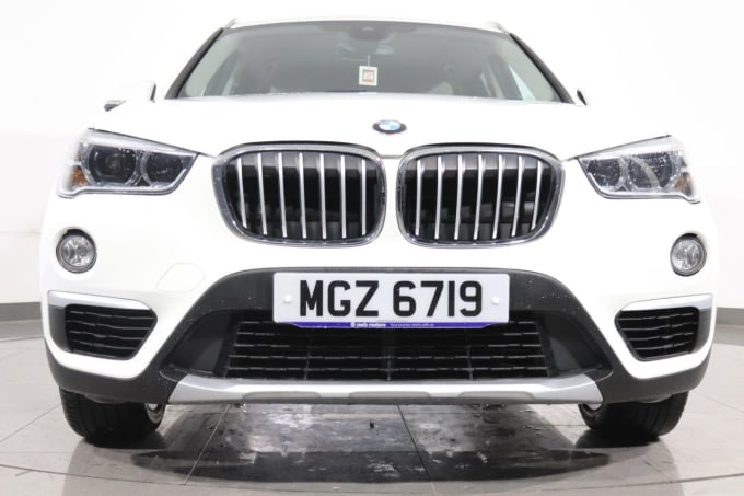 2025 BMW X1