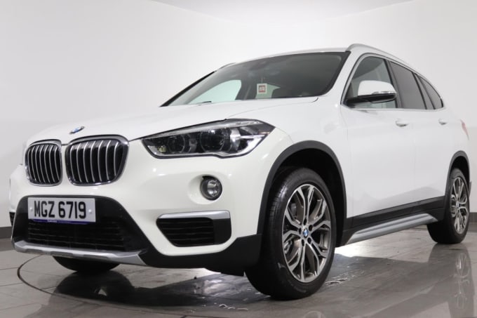 2025 BMW X1