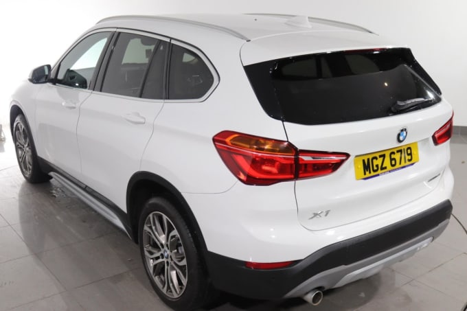 2025 BMW X1