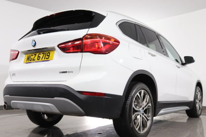 2025 BMW X1