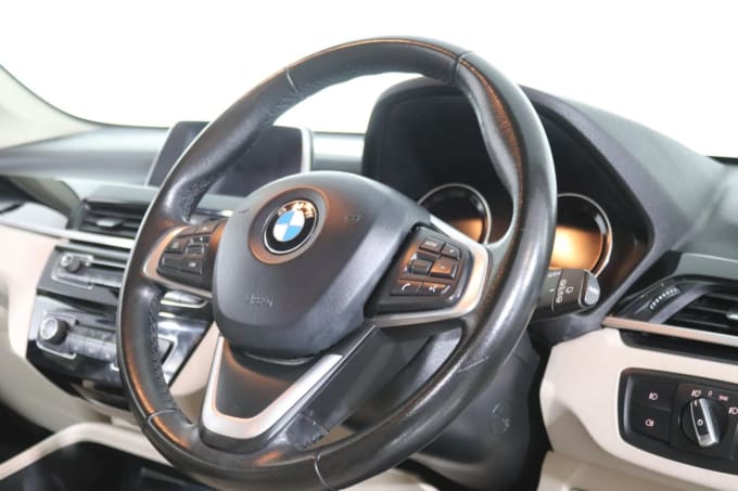 2025 BMW X1