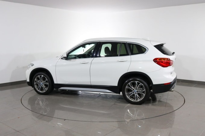 2025 BMW X1