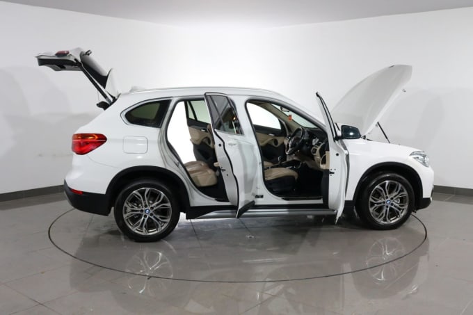 2025 BMW X1