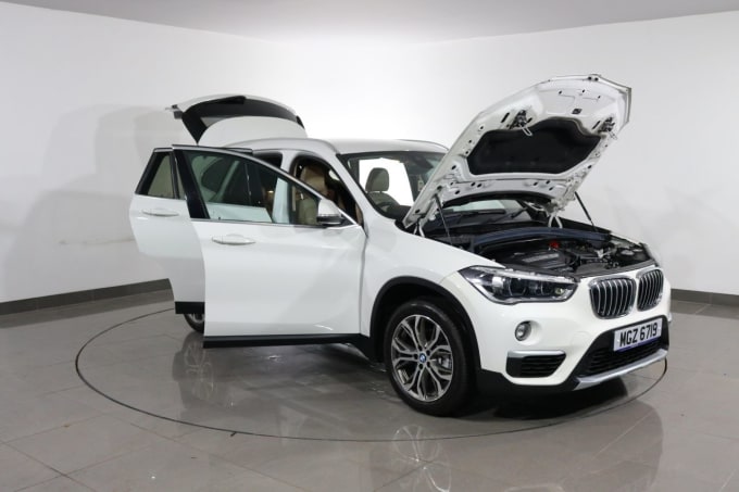 2025 BMW X1