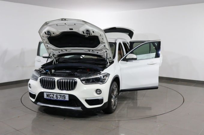 2025 BMW X1