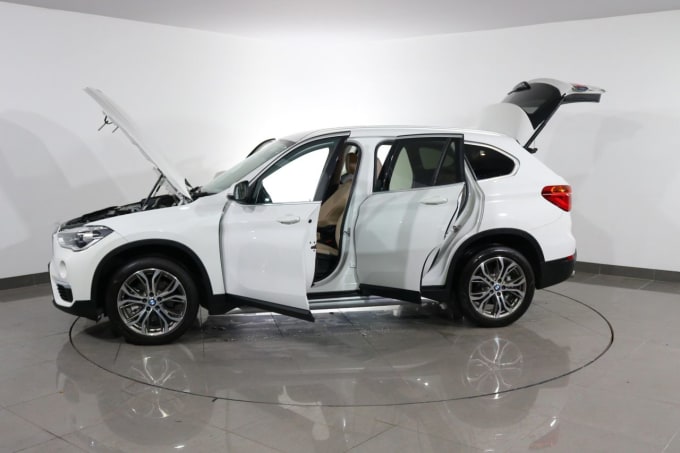 2025 BMW X1