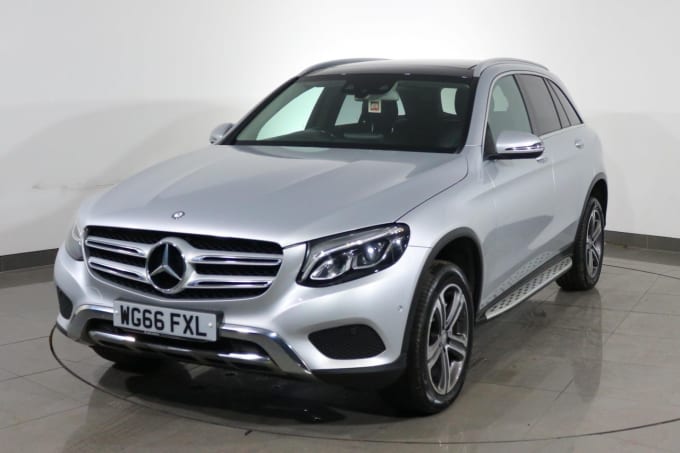 2025 Mercedes-benz Glc