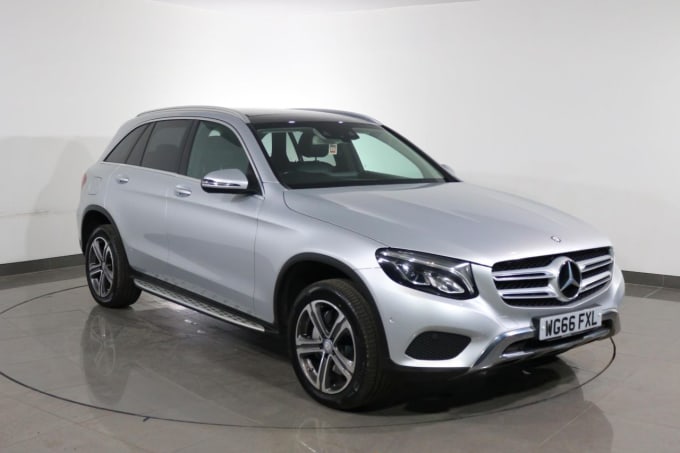 2025 Mercedes-benz Glc