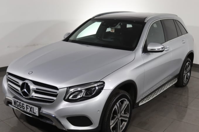 2025 Mercedes-benz Glc