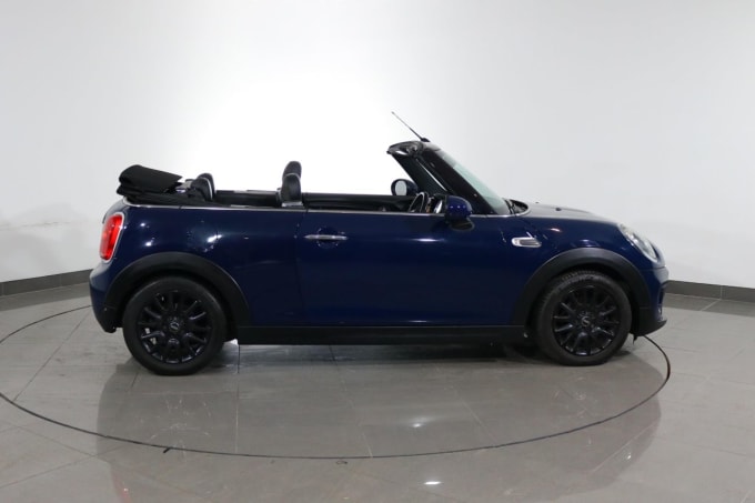 2025 Mini Convertible