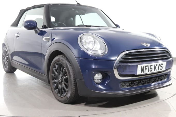 2025 Mini Convertible