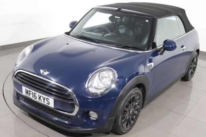 2025 Mini Convertible