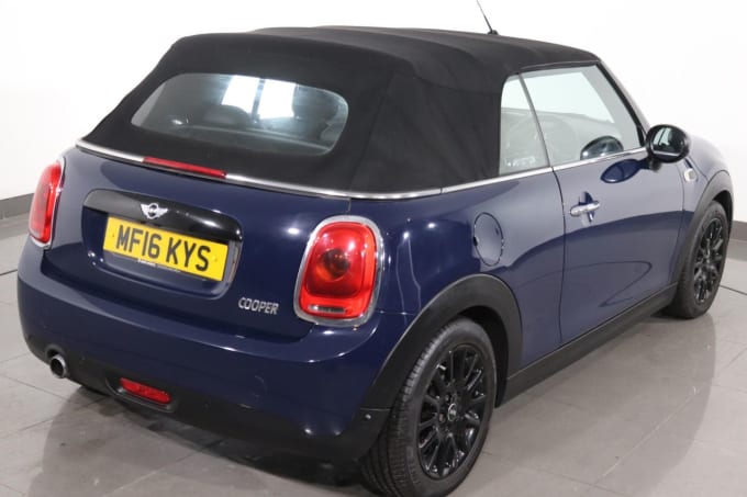 2025 Mini Convertible