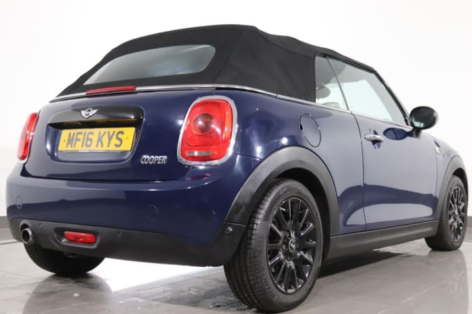 2025 Mini Convertible