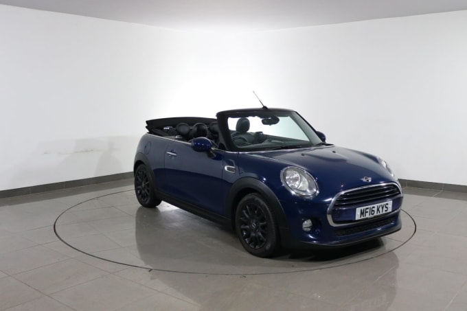 2025 Mini Convertible