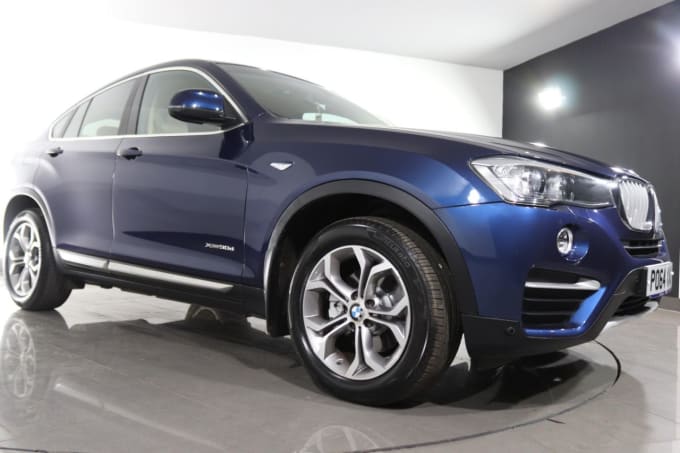 2025 BMW X4