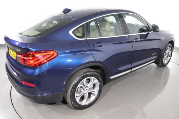 2025 BMW X4