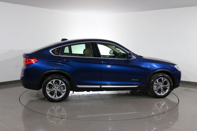 2025 BMW X4