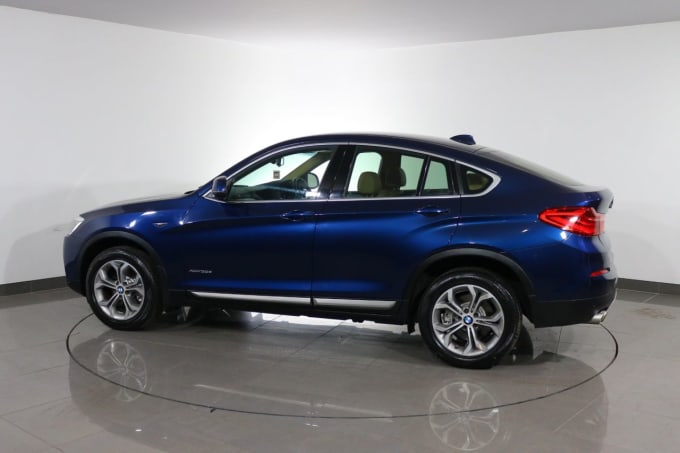 2025 BMW X4