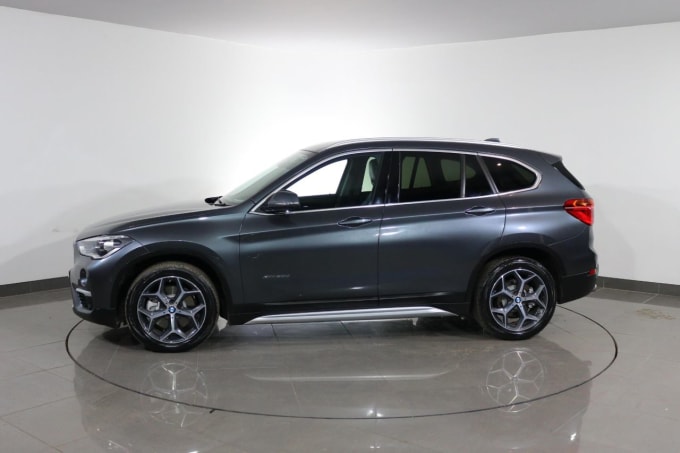 2025 BMW X1