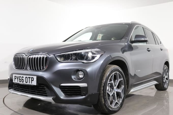 2025 BMW X1