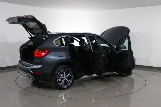 2025 BMW X1