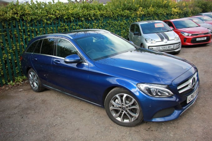 2025 Mercedes-benz C-class