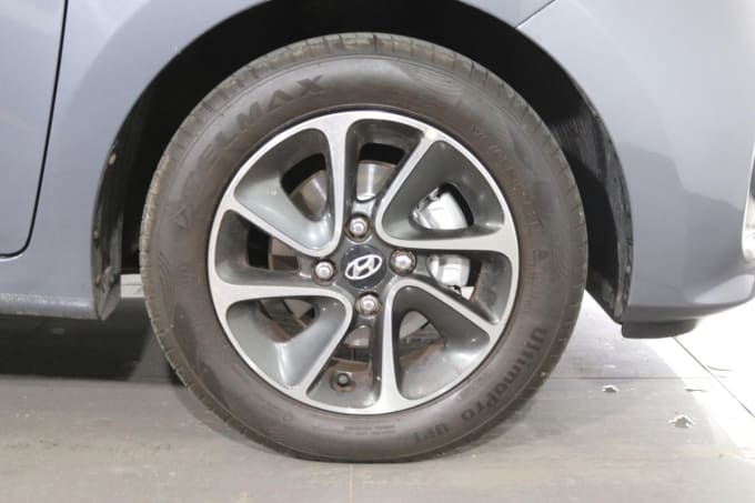 2025 Hyundai I10