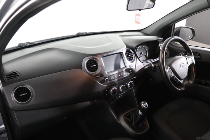2025 Hyundai I10