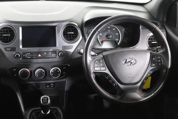 2025 Hyundai I10