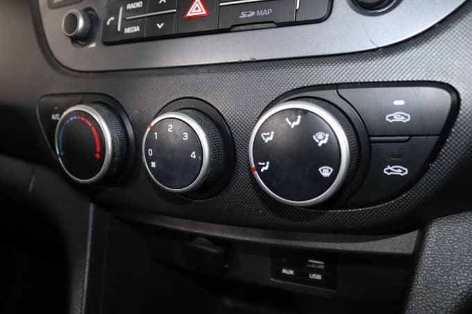 2025 Hyundai I10