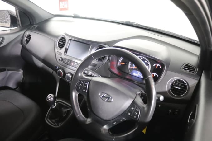 2025 Hyundai I10