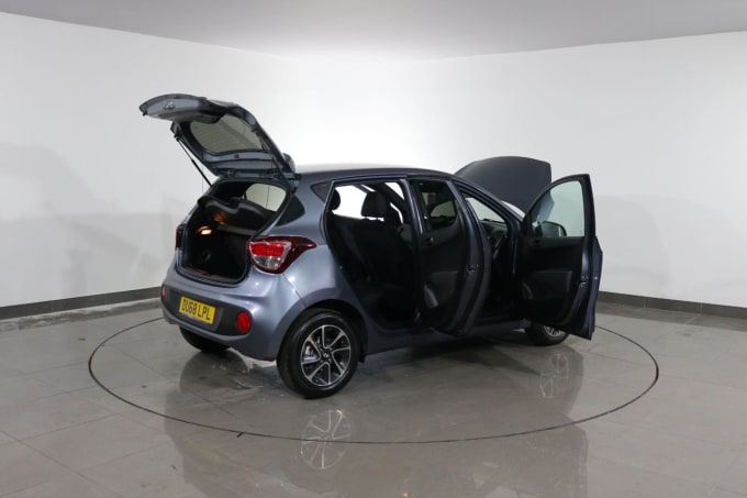 2025 Hyundai I10