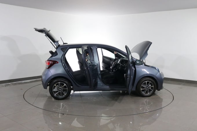 2025 Hyundai I10